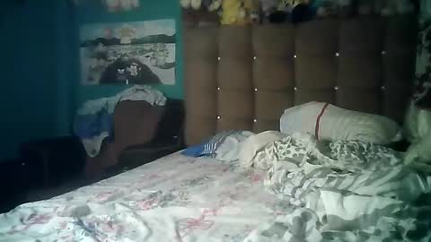 Snapshot of valesh20 chatting on 1, 11, 2025 Valesh19 online show from 1, 11, 2025