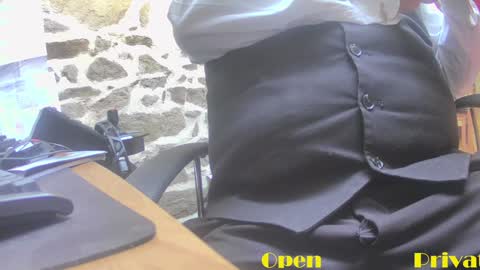 Snapshot of valgenius chatting on 3, 2, 2025 Valgnius online show from 3, 2, 2025