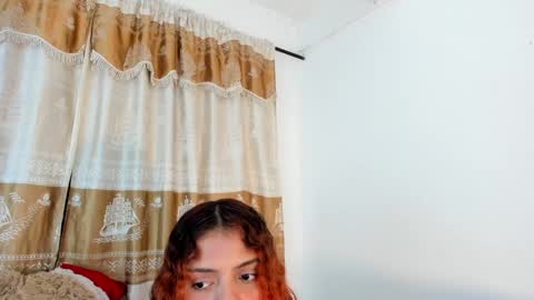 Snapshot of valientegirl_ chatting on 28, 12, 2024 VALIENTE online show from 28, 12, 2024