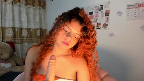 Snapshot of valientegirl_ chatting on 15, 1, 2025 VALIENTE online show from 15, 1, 2025