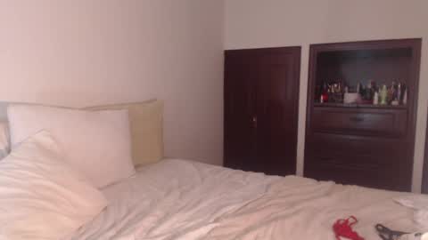 VALIENTE  online show from 2, 3, 2026