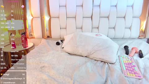 Valkiria moore  online show from 21, 2, 2025