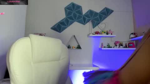 Snapshot of valkiria_ponce chatting on 27, 10, 2025 Valkiria online show from 27, 10, 2025