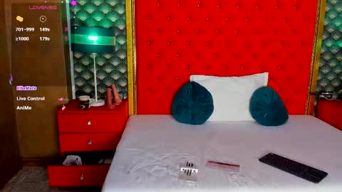 Snapshot of valleriejonnes chatting on 23, 10, 2025 Valerie Val V online show from 23, 10, 2025