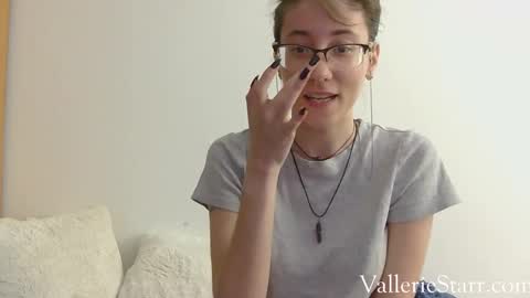 Snapshot of valleriestarr chatting on 18, 11, 2025 Vallerie Starr online show from 18, 11, 2025