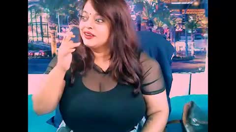 indianvalvet priya is back online show from 17, 1, 2025