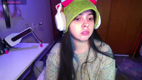 Snapshot of vallolet1_ chatting on 24, 1, 2025 Im Violet online show from 24, 1, 2025