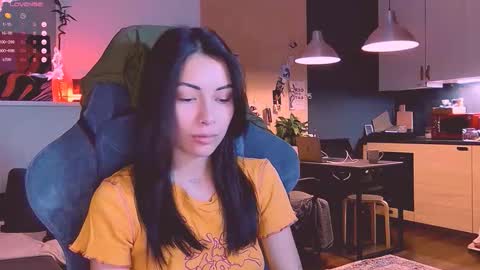Snapshot of valorant_girl chatting on 27, 10, 2025 Little Devil online show from 27, 10, 2025