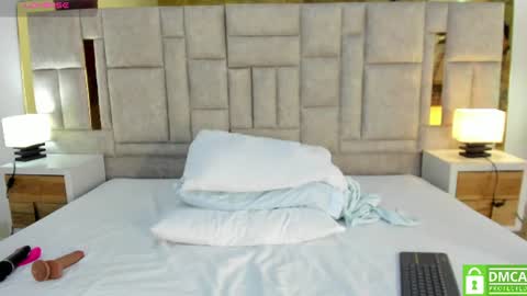 Snapshot of valtira_nova chatting on 10, 7, 2026 valtira nova online show from 10, 7, 2026