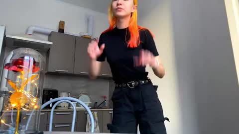 Emily online show from 6, 2, 2026