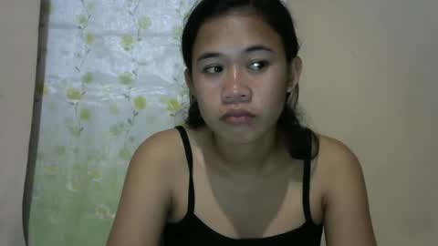 Snapshot of valuptous_sapphire chatting on 5, 3, 2025 sapphire online show from 5, 3, 2025