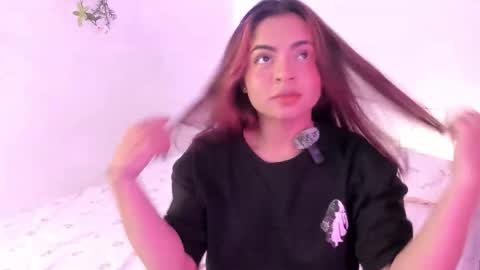 valy_shyness online show from 18, 11, 2025