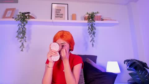 Snapshot of vampgyal chatting on 8, 10, 2025 vamp online show from 8, 10, 2025