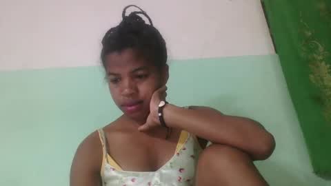 Snapshot of vanafiry chatting on 2, 3, 2025 vanafiry online show from 2, 3, 2025