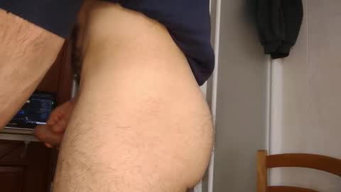 Snapshot of vandik669 chatting on 19, 12, 2025 vandik669 online show from 19, 12, 2025