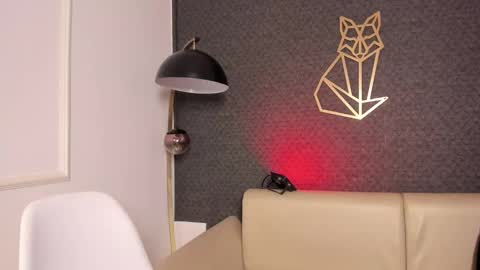 vane_vixen online show from 18, 12, 2025