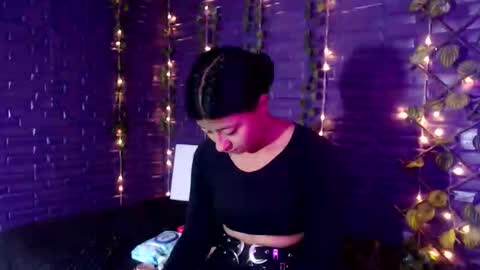 Snapshot of vanelin18 chatting on 21, 4, 2026 Vane online show from 21, 4, 2026
