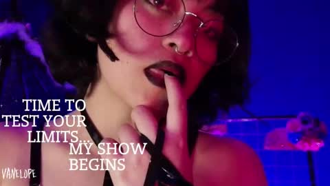 Snapshot of vanelope11 chatting on 21, 10, 2025 Vanelope online show from 21, 10, 2025