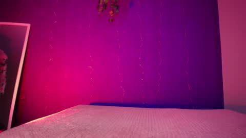 Snapshot of vanelope11 chatting on 20, 11, 2025 Vanelope online show from 20, 11, 2025