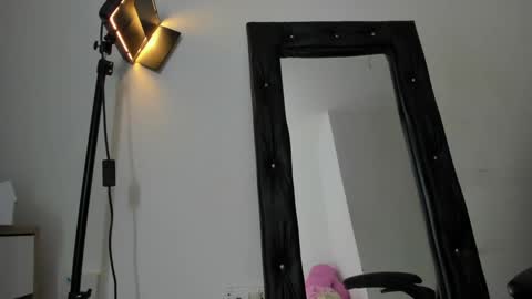 vanelope_smith online show from 5, 10, 2025