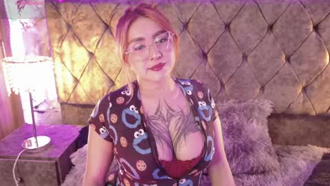 Snapshot of vanessa_blake chatting on 8, 4, 2026 Vane online show from 8, 4, 2026