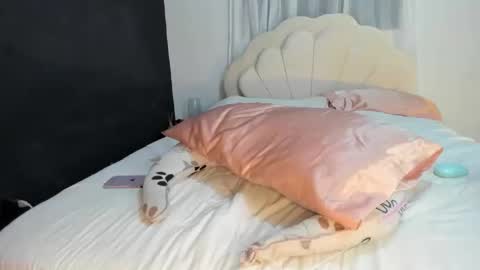 Vanessa online show from 8, 3, 2025