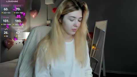 Snapshot of vanessa_walters chatting on 2, 3, 2025 Vanessa Walters online show from 2, 3, 2025