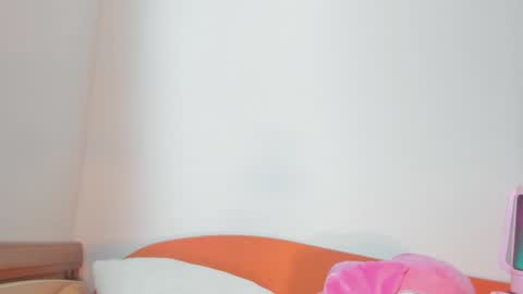 vanessaadol online show from 18, 12, 2024