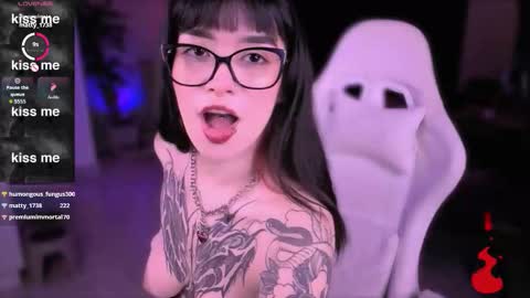 Vanessa  online show from 12, 3, 2026