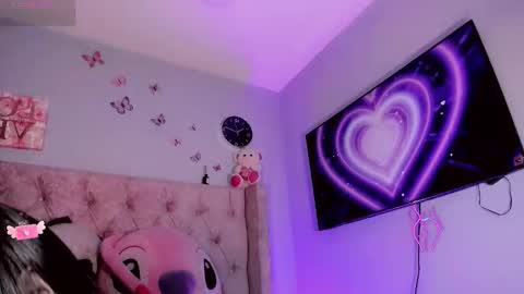 Snapshot of vanessacastroo chatting on 23, 10, 2025 vanessacastroo online show from 23, 10, 2025