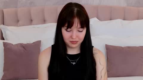 Snapshot of vanessafields chatting on 23, 9, 2025 Vanessa online show from 23, 9, 2025