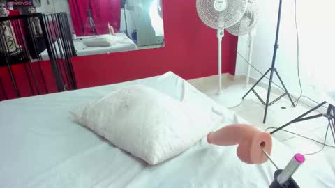 Vanessa Hard online show from 23, 3, 2026