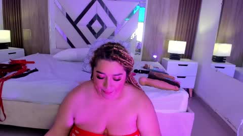 Vanessa Hard online show from 3, 6, 2026