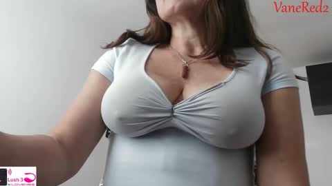 Vanesared2 online show from 19, 11, 2025