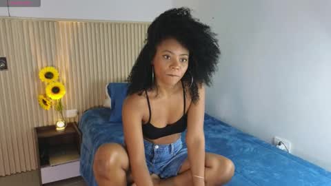 Snapshot of vanestrauss chatting on 16, 1, 2026 New account follow me online show from 16, 1, 2026