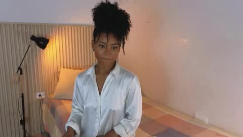 Snapshot of vanestrauss chatting on 17, 2, 2026 New account follow me online show from 17, 2, 2026