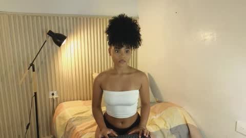 Snapshot of vanestrauss chatting on 23, 2, 2026 New account follow me online show from 23, 2, 2026