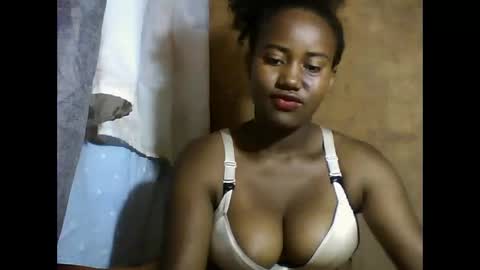 Snapshot of vaniah321 chatting on 30, 12, 2024 vaniah321 online show from 30, 12, 2024