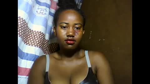 Snapshot of vaniah321 chatting on 21, 1, 2025 vaniah321 online show from 21, 1, 2025