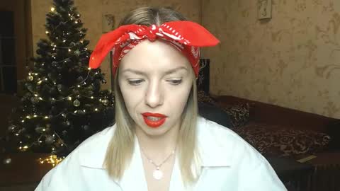 Snapshot of vanillamuffin chatting on 3, 12, 2024 VanillaMuffin online show from 3, 12, 2024