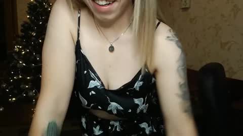 Snapshot of vanillamuffin chatting on 6, 12, 2024 VanillaMuffin online show from 6, 12, 2024