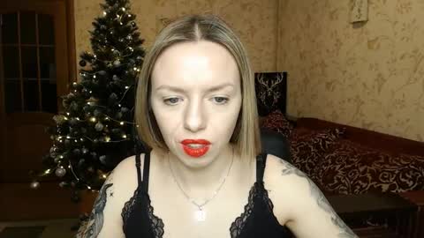 Snapshot of vanillamuffin chatting on 5, 1, 2025 VanillaMuffin online show from 5, 1, 2025