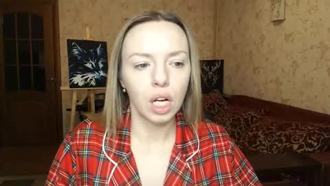 Snapshot of vanillamuffin chatting on 24, 2, 2025 VanillaMuffin online show from 24, 2, 2025