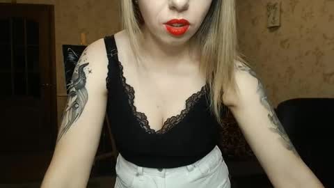 Snapshot of vanillamuffin chatting on 27, 2, 2025 VanillaMuffin online show from 27, 2, 2025