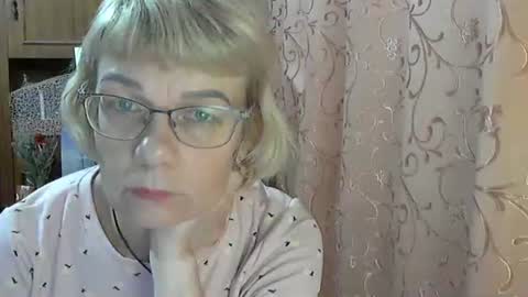 Snapshot of vanillaxcreamy chatting on 5, 12, 2024 Vanillaxcreamy online show from 5, 12, 2024