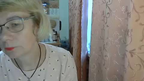 Snapshot of vanillaxcreamy chatting on 9, 12, 2024 Vanillaxcreamy online show from 9, 12, 2024