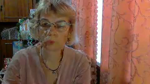 Snapshot of vanillaxcreamy chatting on 15, 12, 2024 Vanillaxcreamy online show from 15, 12, 2024