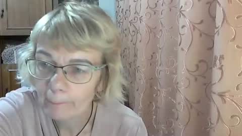 Snapshot of vanillaxcreamy chatting on 15, 12, 2024 Vanillaxcreamy online show from 15, 12, 2024