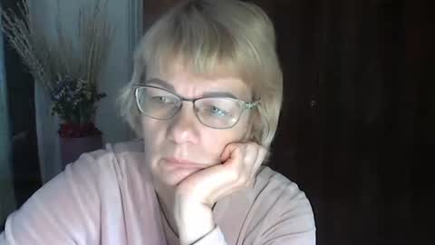 Snapshot of vanillaxcreamy chatting on 28, 12, 2024 Vanillaxcreamy online show from 28, 12, 2024
