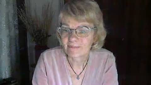 Snapshot of vanillaxcreamy chatting on 8, 1, 2025 Vanillaxcreamy online show from 8, 1, 2025